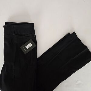 NWT Rekucci Ease Into Comfort Barely Bootcut Pants - Black - 8P